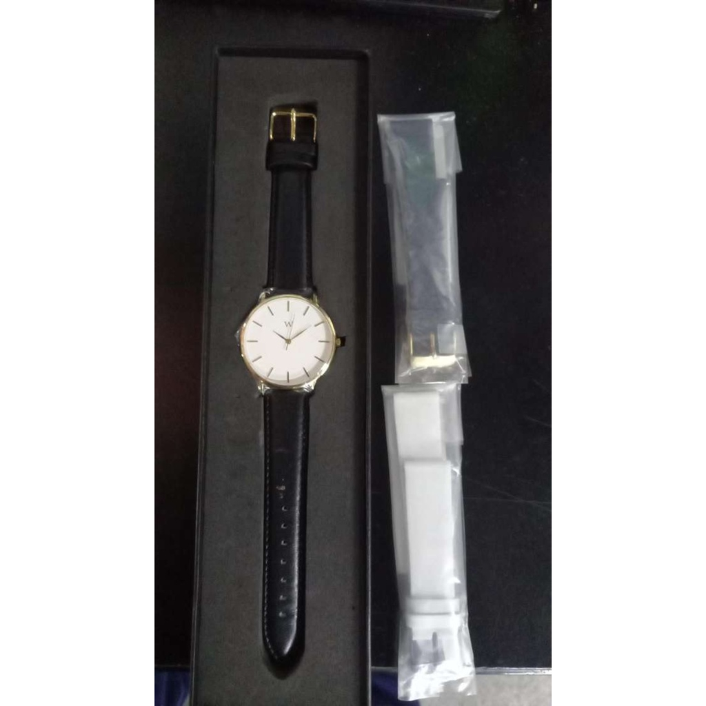 Reloj Wanderlust de Pulsera – Esfera Blanca con Correa Negra + 2 Correas de Regalo, Diseño Elegante y Versátil para Uso Diario