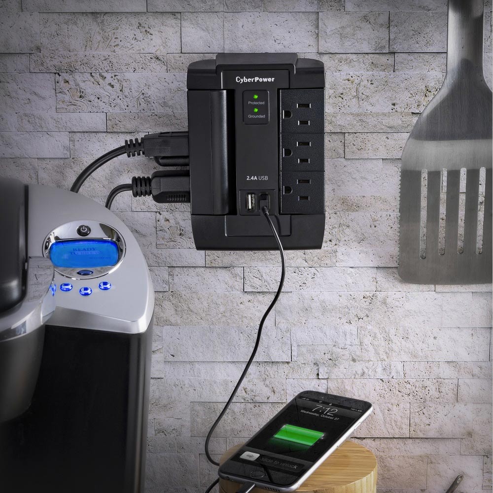 Supresor de Picos Cyberpower P600WSURC1, 6 Contactos, 2 USB, 1200 Joules - Negro