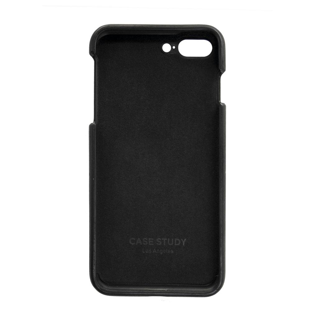 Luce tu estilo y protege tu iPhone 7 Plus con esta exclusiva funda Candywirez de cuero vegano sofisticado y atrevido (acabado serpiente). El forro interior aterciopelado evita arañazos en su dispositivo. Las curvas delgadas brindan protección y una visibilidad mejorada de la cámara para una selfie perfecta.    Dimensiones del producto	3.2 x 0.35 x 6.35 pulgadas Peso del producto	1.6 onzas Material forro	aterciopelado Material exterior	cuero vegano Fabricante	Candywirez Compatiibilidad	Iphone 7 Plus